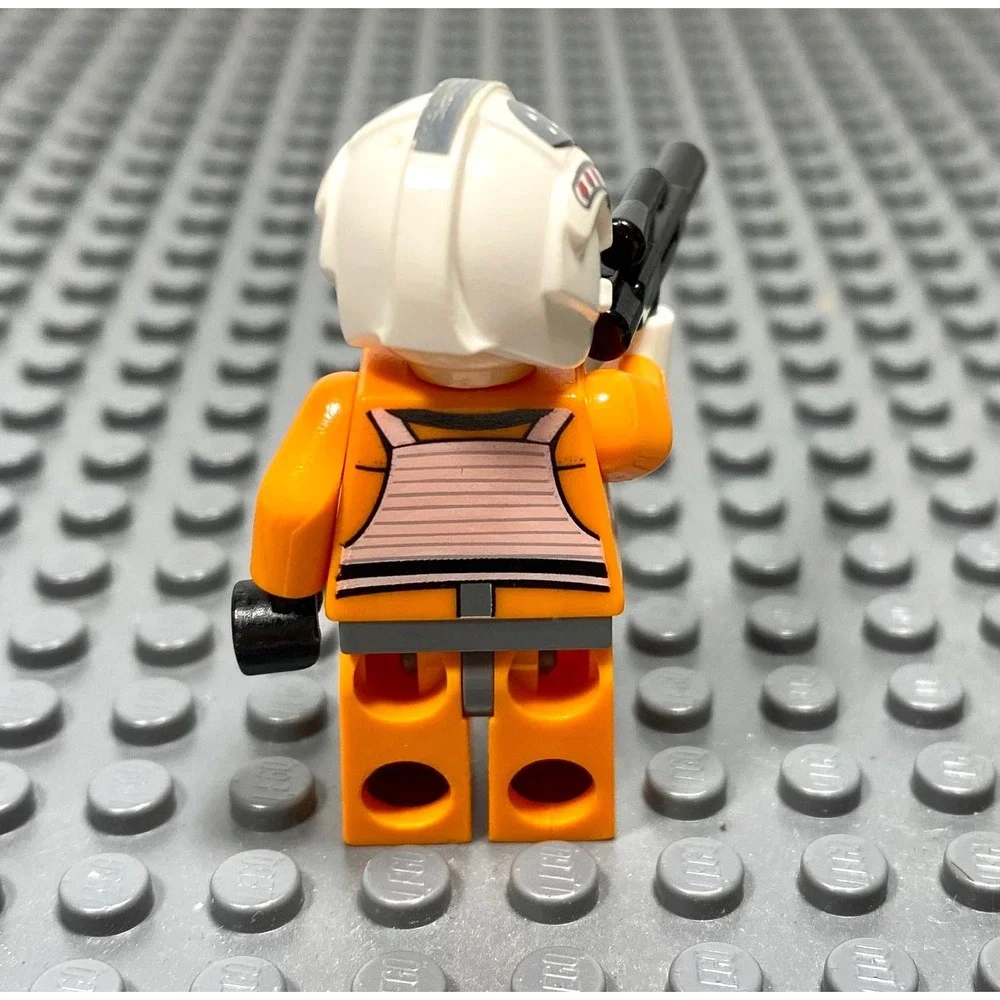 Lego Star Wars Sev Senesca XWing Pilot Orange Helmet Blaster Gun minifigure